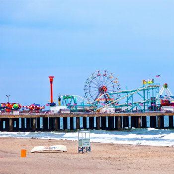 amusement park at steel pier in atlantic city