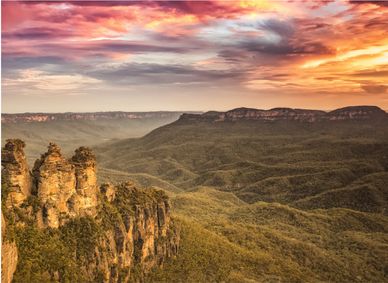 Three Sisters rock formation in the Blue Mountains.