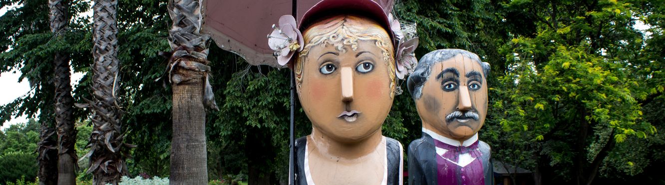 See how many of Geelong’s famous 103 bollards you can find.