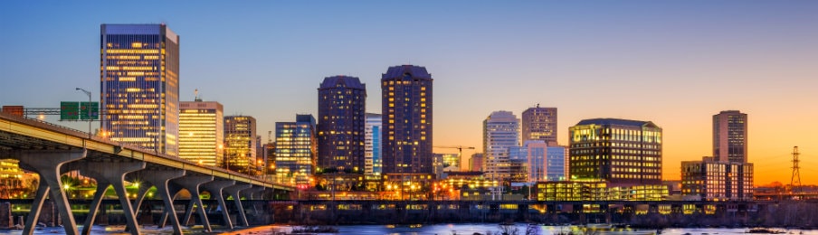 Richmond, Virginia, USA downtown skyline