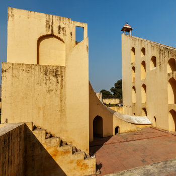 sundial in jaipur