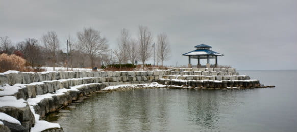 winter at lake ontario mississauga