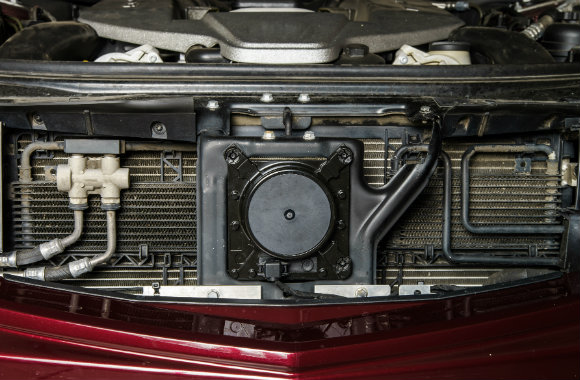 auto-engine-module-front-view-motor-cooler-dp