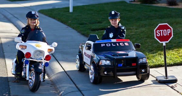 sidewalk cops