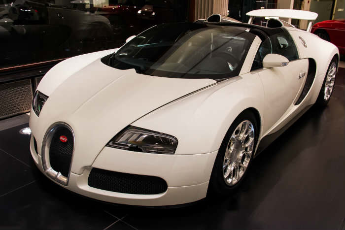 Bugatti 16