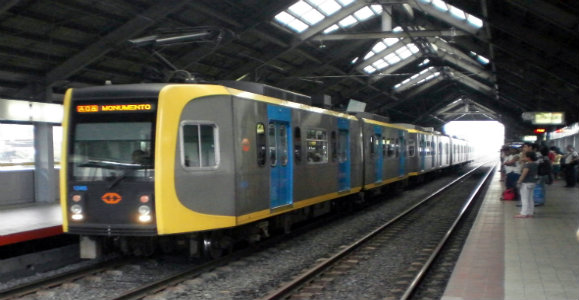 Public Transportation in Manila - A Vroomster's Travel Guide