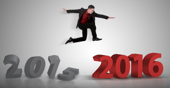 man-jumping-from-2015-to-2016-cropped-dp