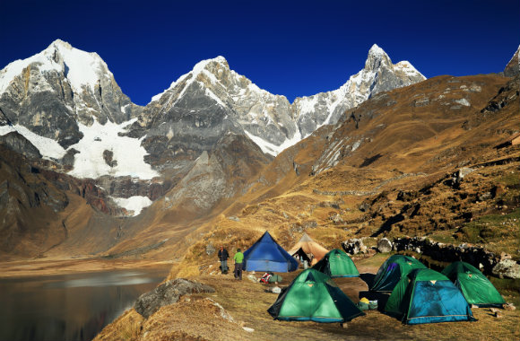 camping-in-cordiliera-in-peru-dp