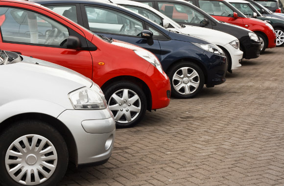 row-of-different-car-rentals-dp