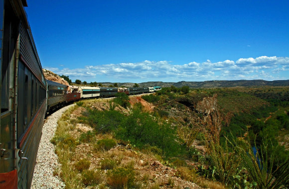 verde-canyon-train-romantic-ride-in-arizona-dp