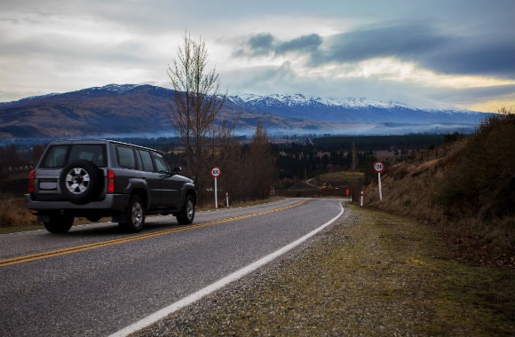 Road through New Zealand South Island
